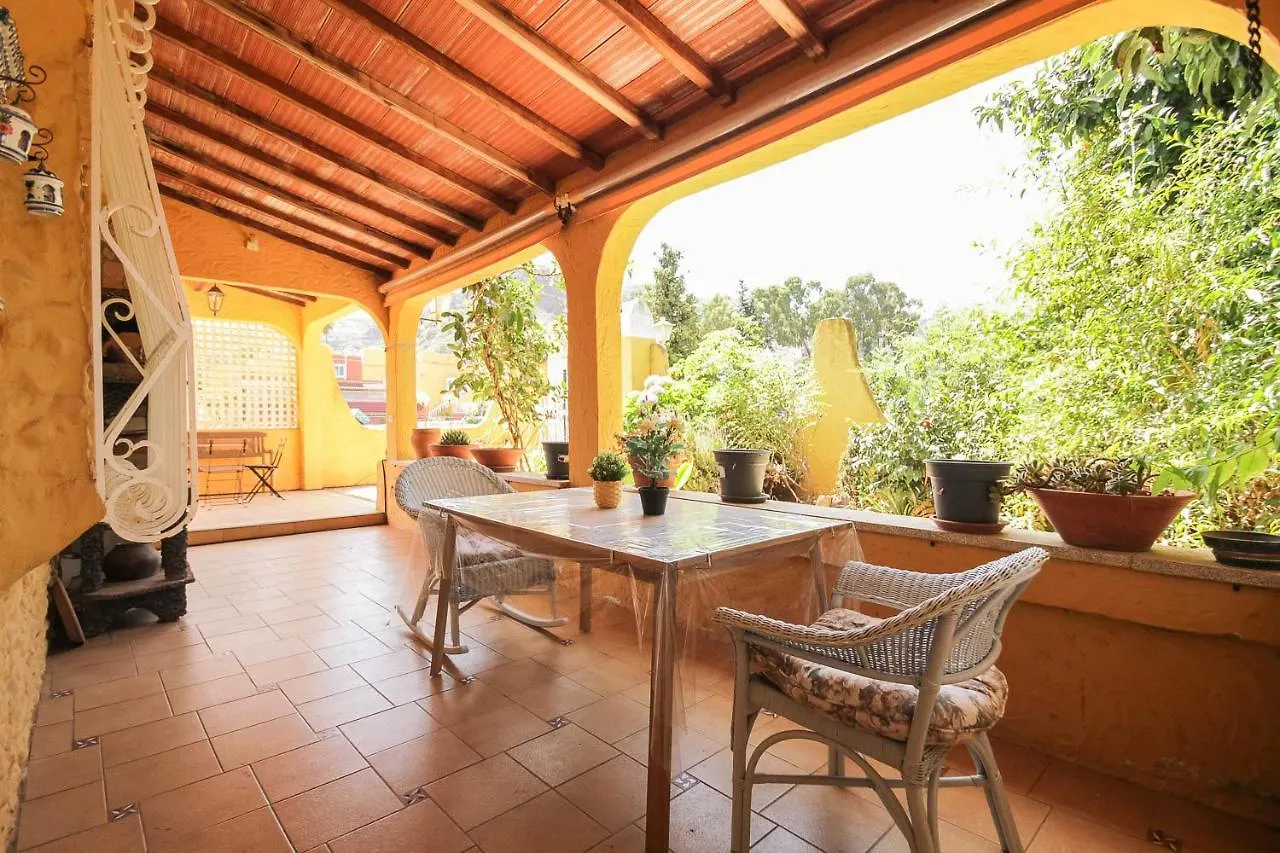 Villa Ojuelos Vega de San Mateo Holiday home